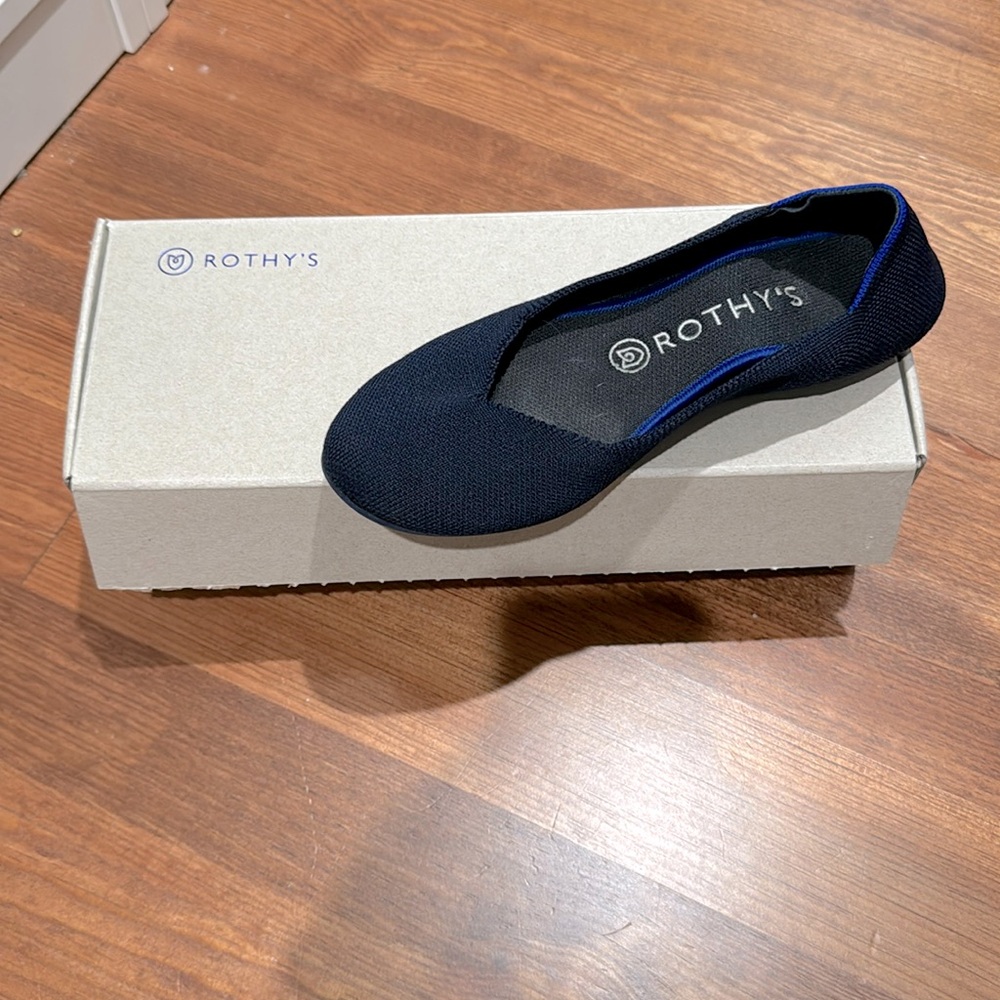 Rothy’s Navy Flat